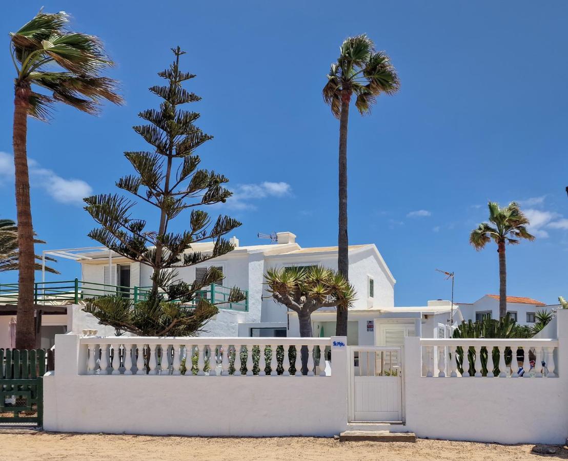 Villa La Maja Beachfront คอร์ราเลโฮ ภายนอก รูปภาพ