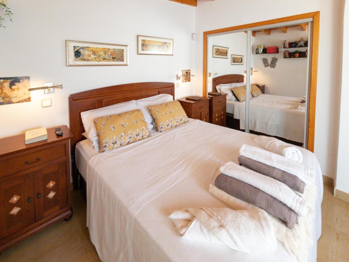 Villa La Maja Beachfront คอร์ราเลโฮ ภายนอก รูปภาพ